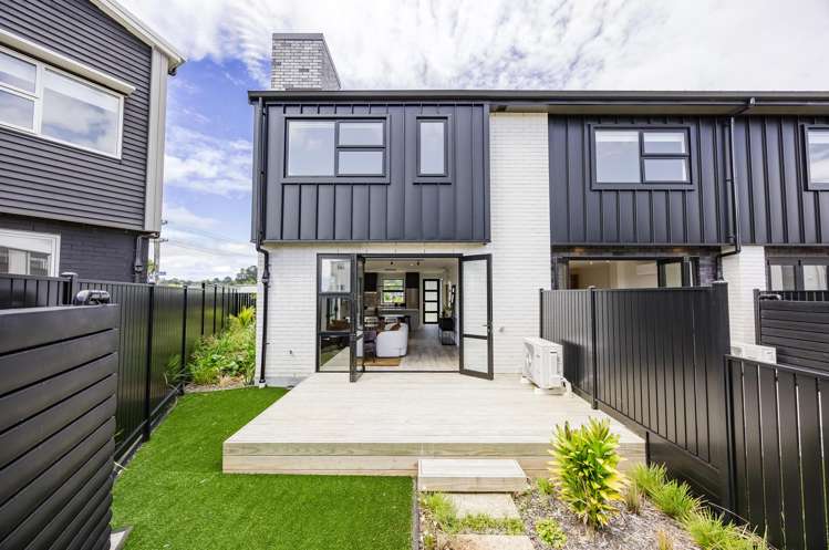 1-9 Yozin Road Swanson_10