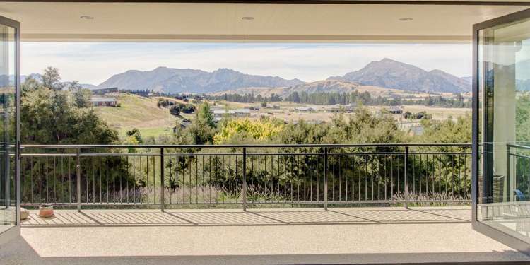 585 Aubrey Road Wanaka_9