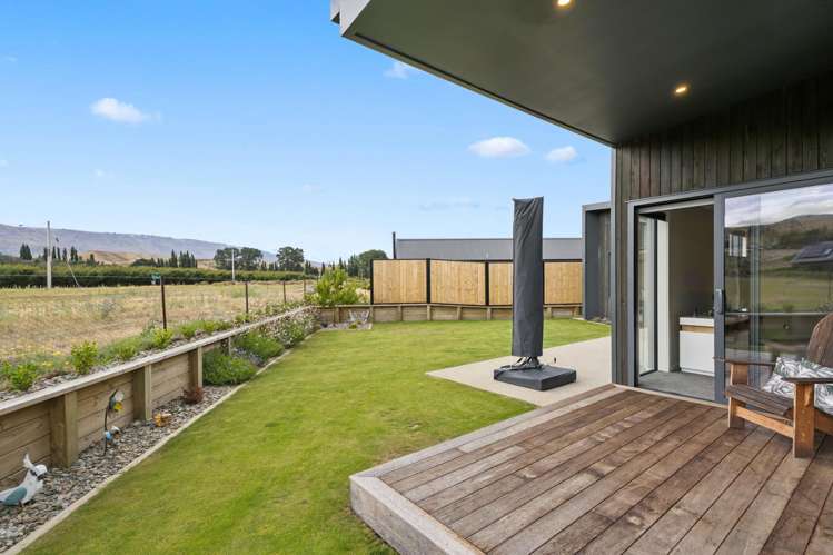 93 Magnum Drive Cromwell_23