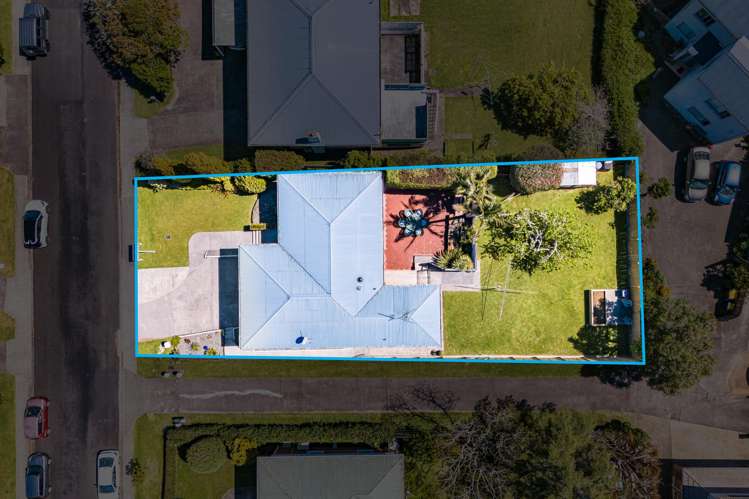 39 Holland Road Hillcrest_14