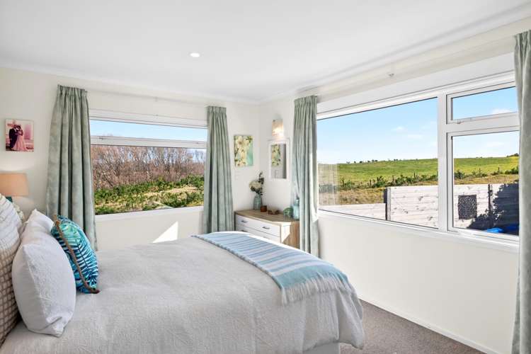 66 Fishermans Drive Coastlands_7