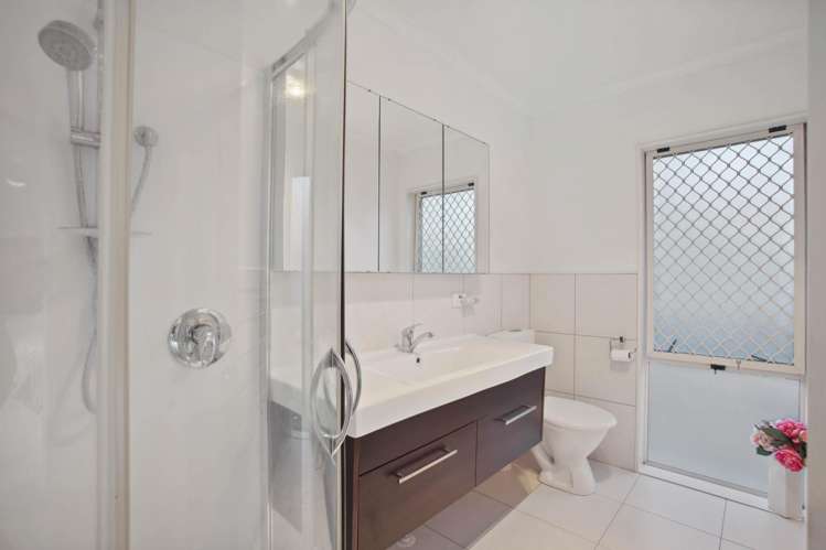 8 Yarlside Place Northpark_19