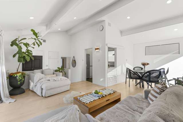200 Godley Road Titirangi_4