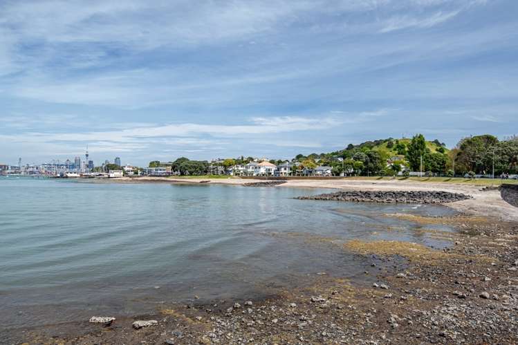 3/5 Tui Street Devonport_22