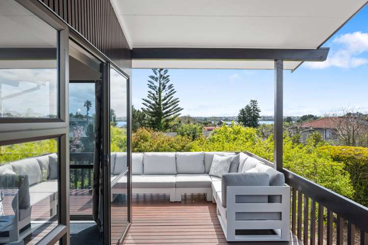 8 Estelle Place Farm Cove_10