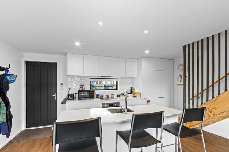 2/45 Division Street Riccarton_2