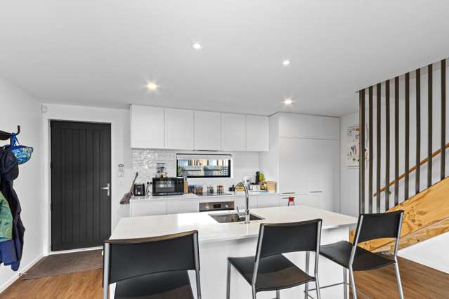 2/45 Division Street Riccarton_2