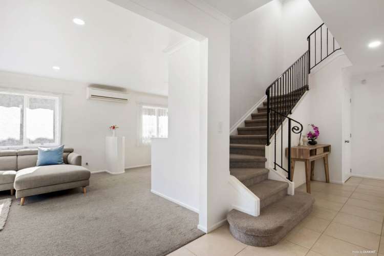 4 Duntrune Road Flat Bush_8