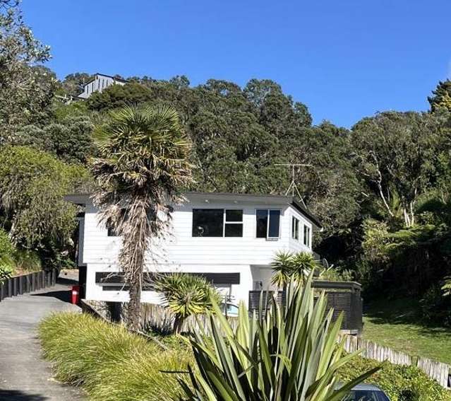 Spacious Home with Seaview