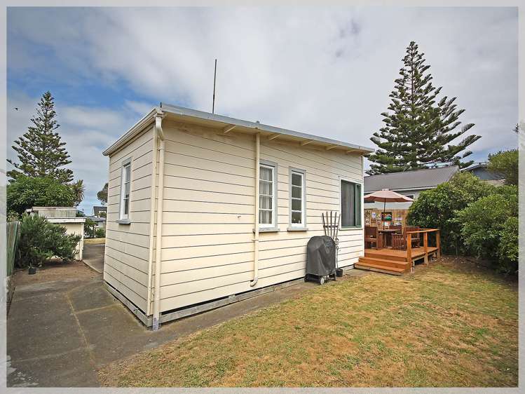 26 Hall Place Foxton Beach_16