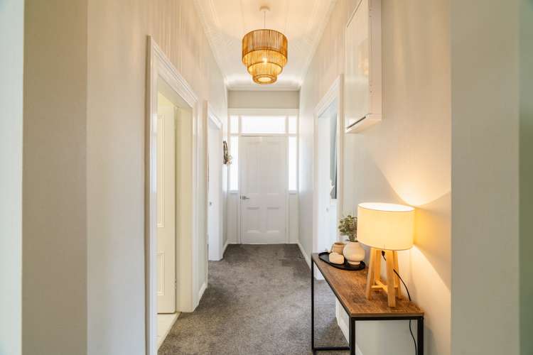 1 Benfell Street Green Island_9