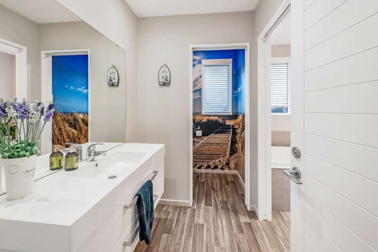 199 Southfield Drive Lincoln_23