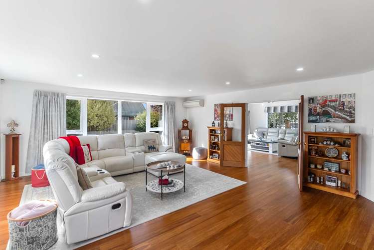 1 Travis Country Drive Burwood_7