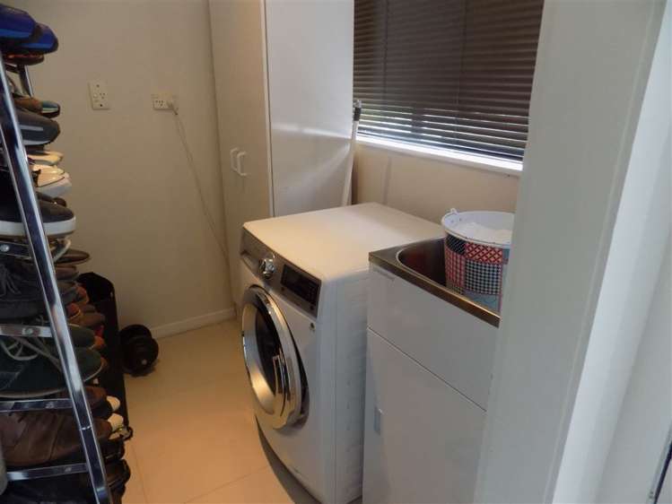 8 Claret Place Henderson_5