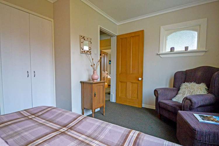 32 Whitehaven Street Lawrence_12