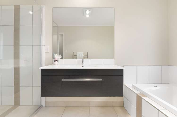 21 Hartford Terrace Huntington_23