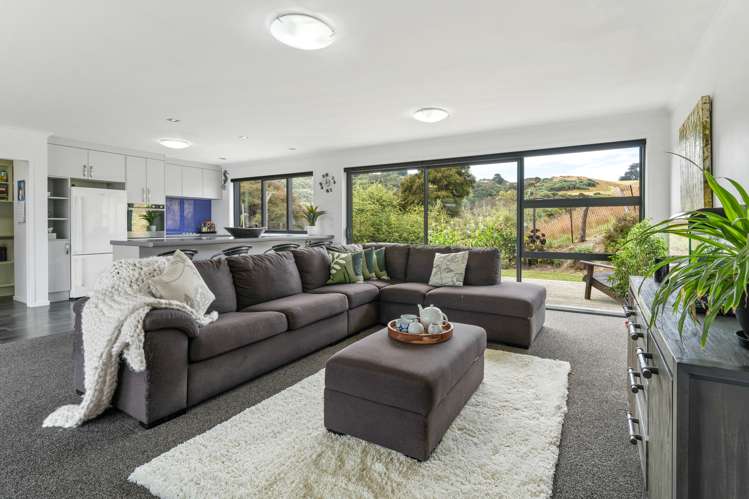 1420 Taieri Mouth Road Taieri Mouth_9