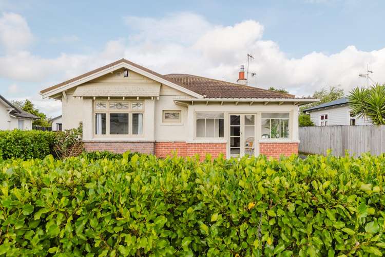 19 Annandale Avenue Takaro_18