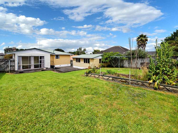 15 Kotuku Street Te Atatu Peninsula_4