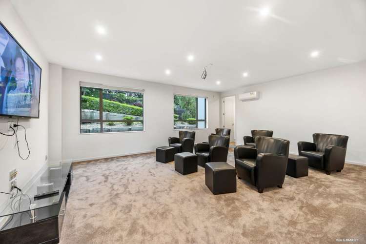 870 Redoubt Road Flat Bush_13