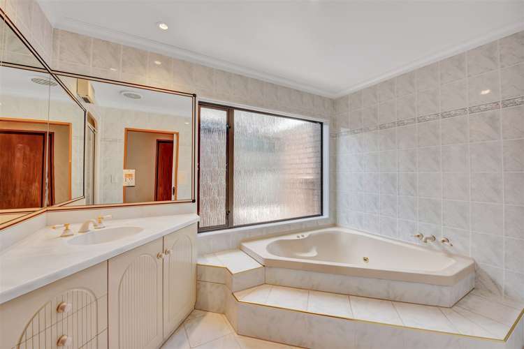 11 Richardson Street Britannia Heights_22