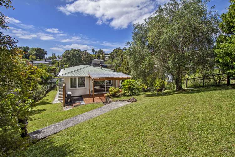 8 Glendale Road Woodhill_21