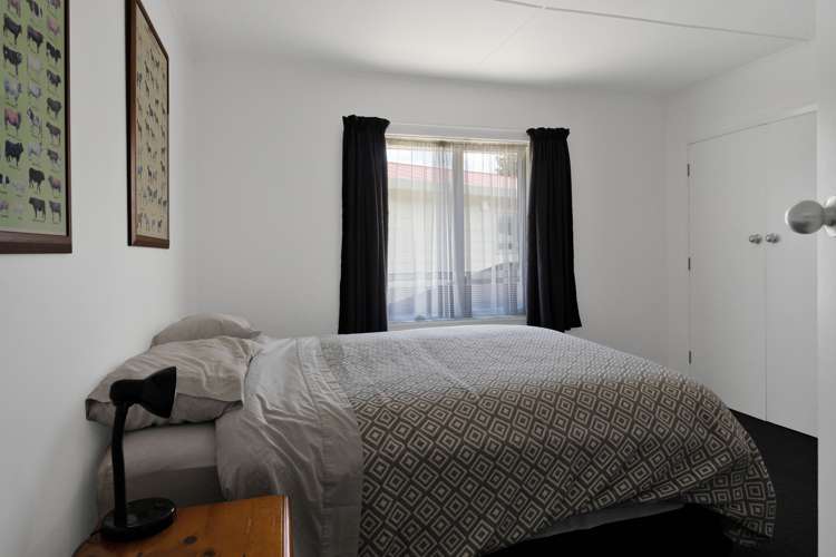 60 Egmont Street Hawera_9