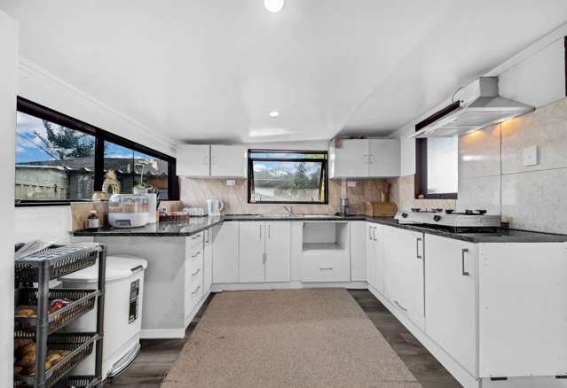 75 Kerrs Road Wiri_3