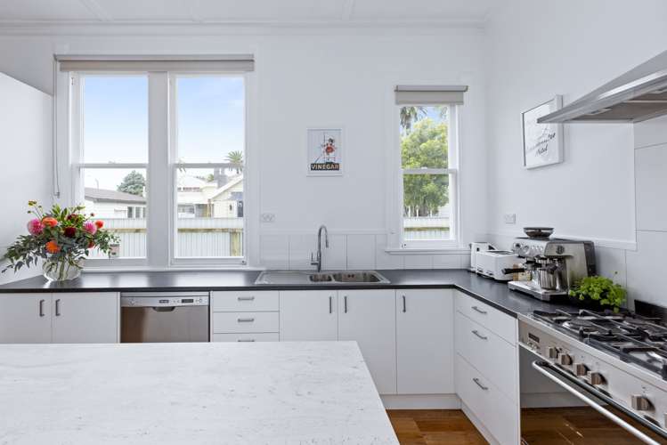 24a Jull Street Napier South_10