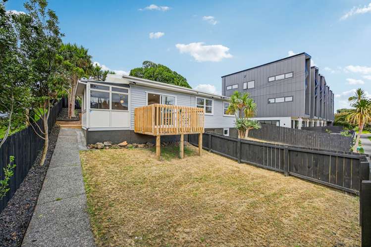 6 Kingsway Avenue Sandringham_9