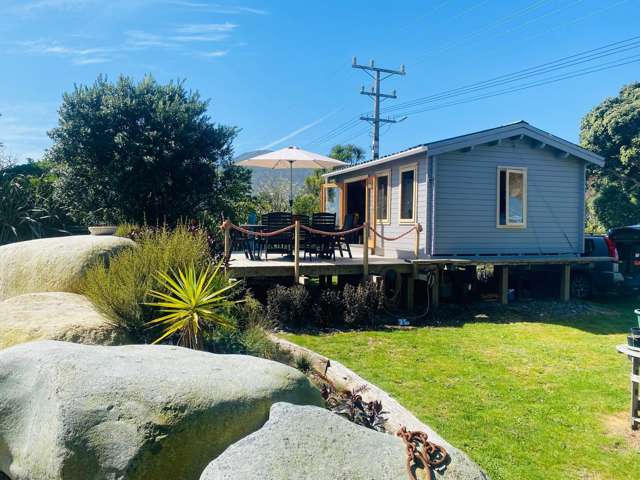 11 Main Road Ngakawau_3