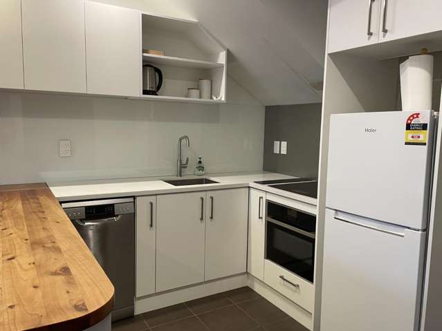 18/2a Hillsbrook Place 10484_3