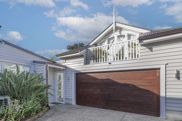 7 Queen Street Northcote Point_20