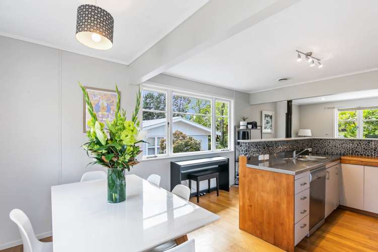 13 Willowbrook Place Titirangi_4