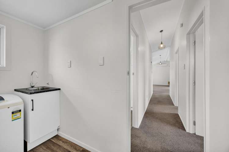 8 Hughson Place Opunake_18