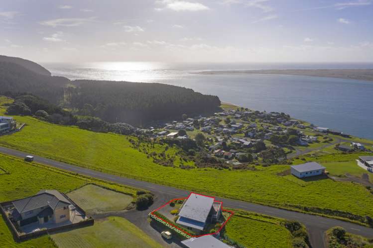 472 Maukutea Drive Kawhia_18