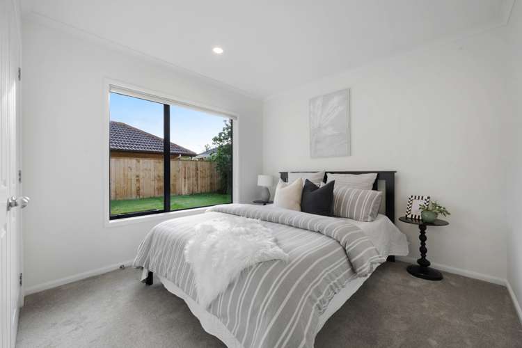 8 Ballybay Road East Tamaki_16