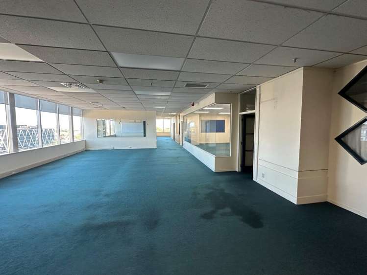 20 Amersham Way City Centre_5