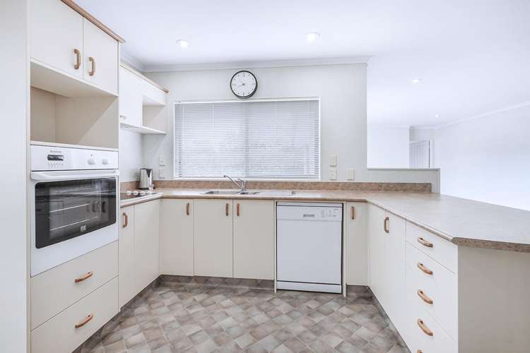 18 John Webb Drive Glenview_6