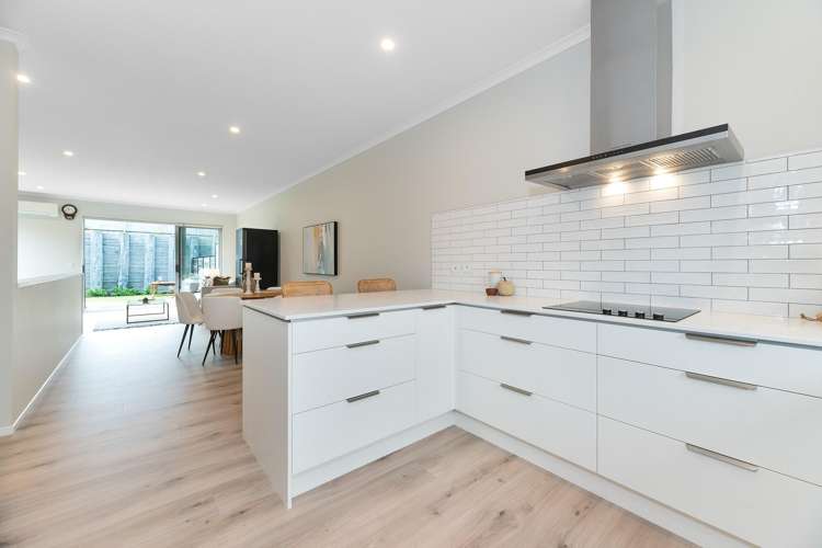 41 Roundel Crescent Whenuapai_7