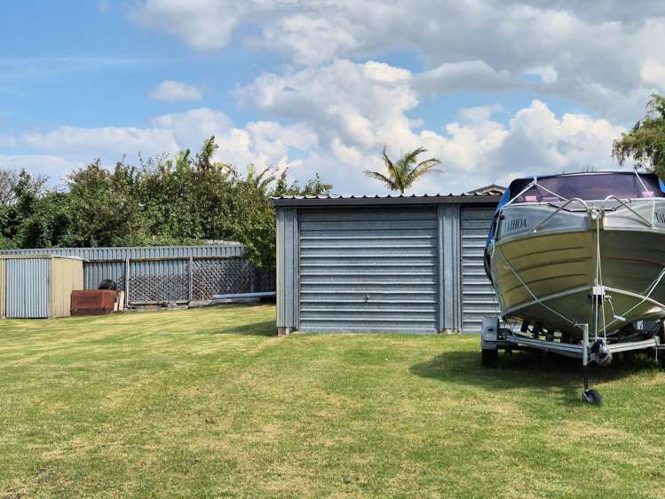 13 Puriri Avenue Kaiaua_10