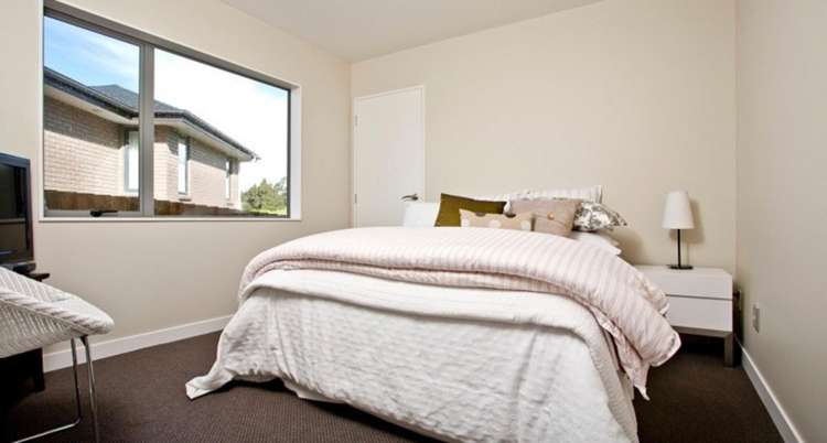 18 Bintulu Place Fairview Heights_24