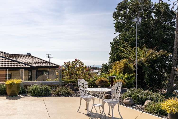 11f Lemont Place Westown_23