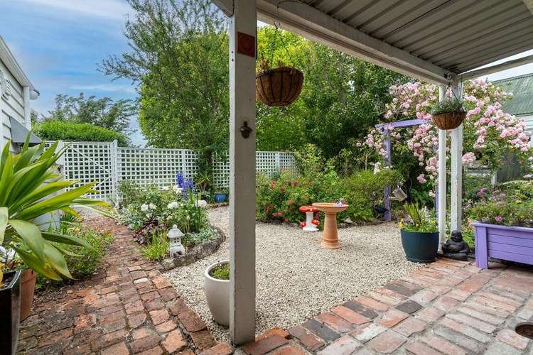 463 High Street South Carterton_21