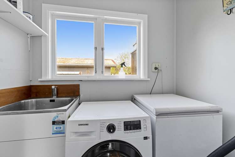 21 Old Coach Road Otaki Beach_10