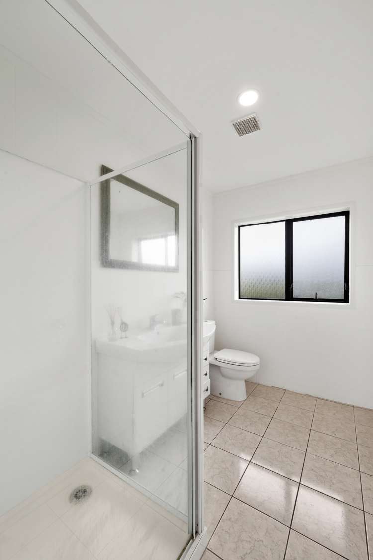 1/20 Kallaroo Place Botany Downs_13