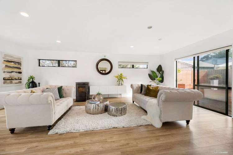 2/30 Roberts Road Glenfield_1