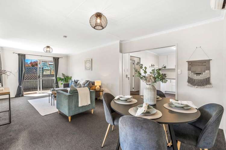 B/24 Douglas Street Saint Kilda_1