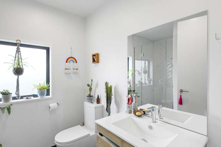 4/12 Hume Street Sydenham_11