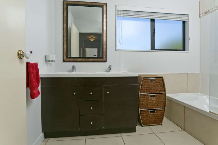 26 Battenburg Place Torbay_8